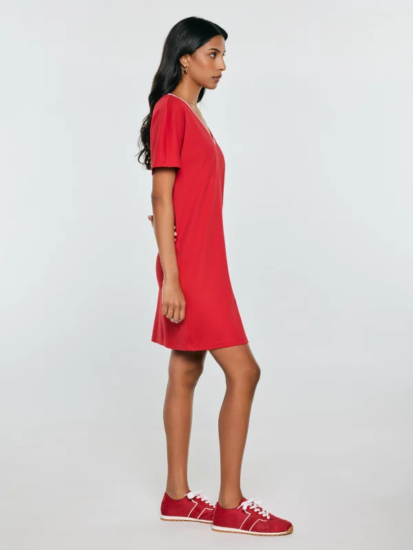 Sukienka damska dzianinowa z niewielkim haftem czerwona Zorkana 603