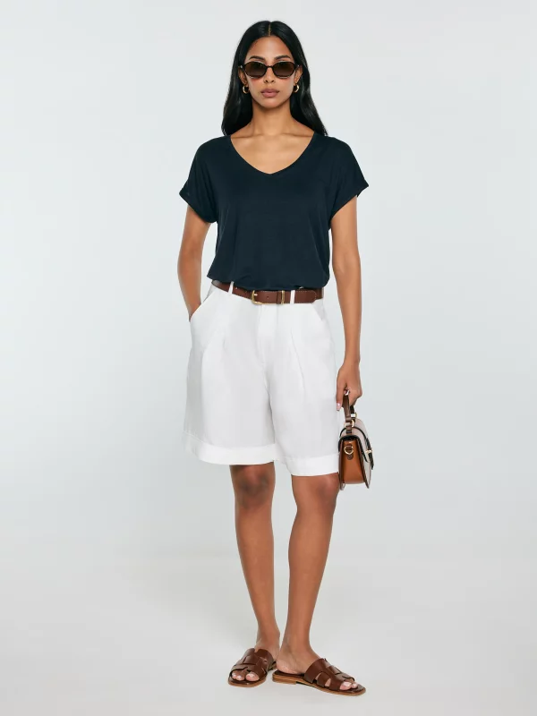 Szorty damskie z domieszką lnu kremowe Maryliana 100