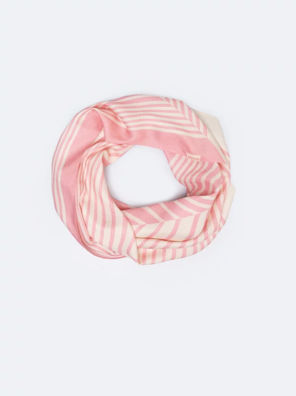 Apaszka damska z wiskozy różowo-kremowa Verdia 601