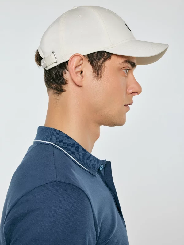 Czapka z daszkiem z haftem biała Centi 100