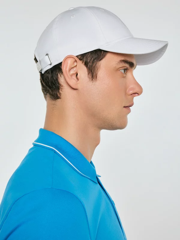 Czapka z daszkiem z haftem biała Centi 101