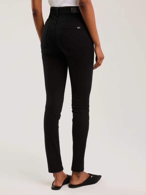 Jeansy damskie skinny czarne Adela 915
