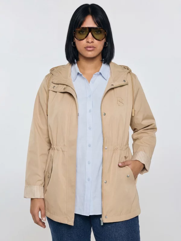 Kurtka damska przeciwdeszczowa z regulacją w talii z kapturem beżowa Lisa 801