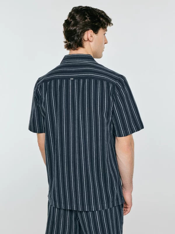 Koszula męska z domieszką lnu w biały prążek granatowa Gofriso 403
