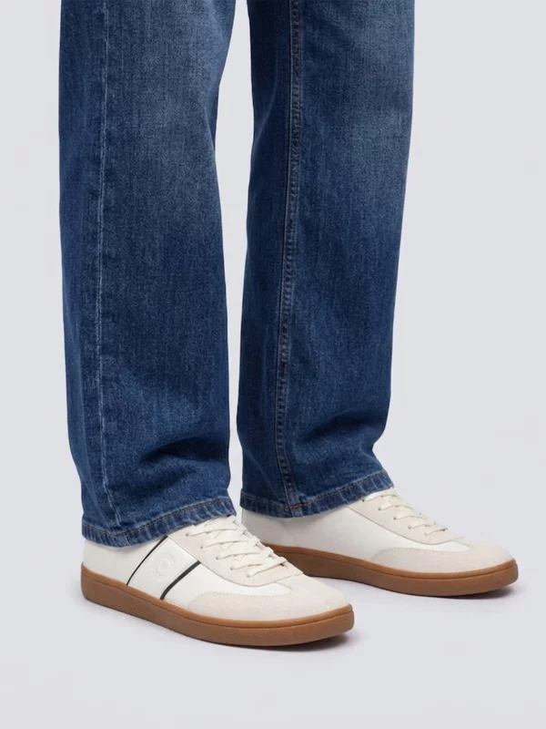 Sneakersy męskie z czarnymi akcentami białe TT174128 101