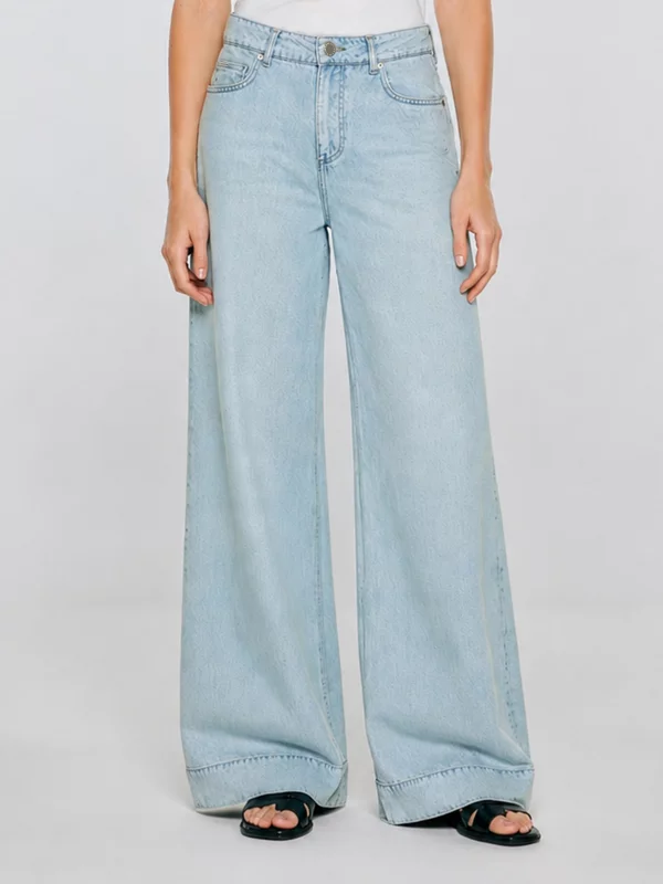 Spodnie damskie jeansowe wide niebieskie Colette 163