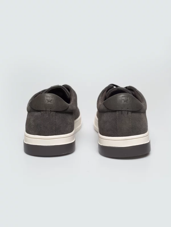 Sneakersy męskie ze skóry naturalnej zamszowej szare UU174051 903