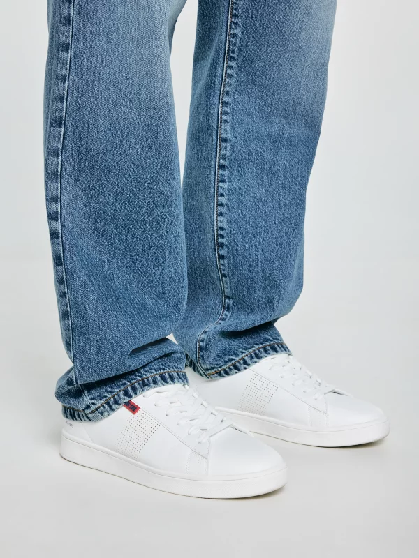 Sneakersy męskie białe UU174038 101