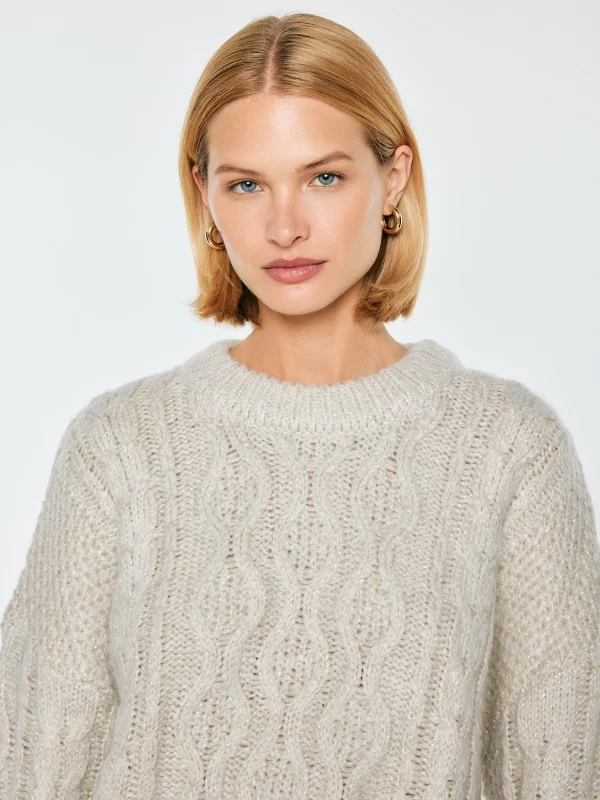 Sweter damski z grubym ozdobnym splotem kremowy Cristi 100