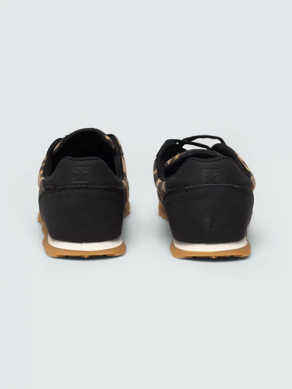 Sneakersy damskie ze skóry naturalnej zamszowej brązowe RR274845 803