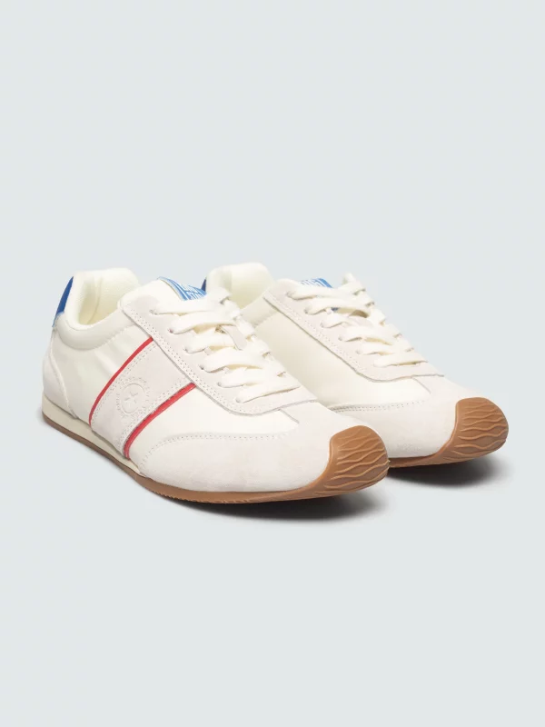 Sneakersy damskie z zamszowymi wstawkami białe TT274558 101