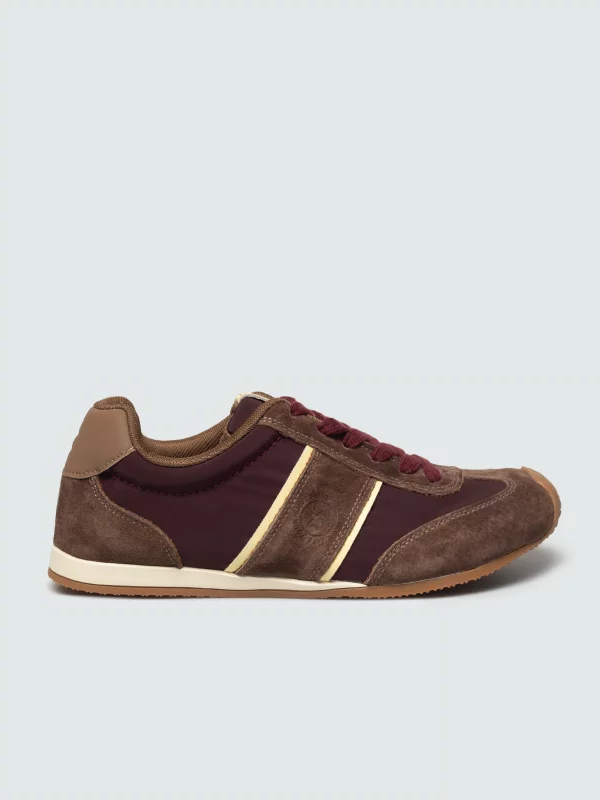 Sneakersy damskie z zamszowymi wstawkami brązowe TT274560 803