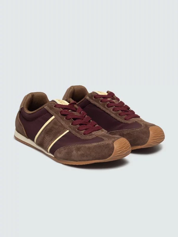 Sneakersy damskie z zamszowymi wstawkami brązowe TT274560 803