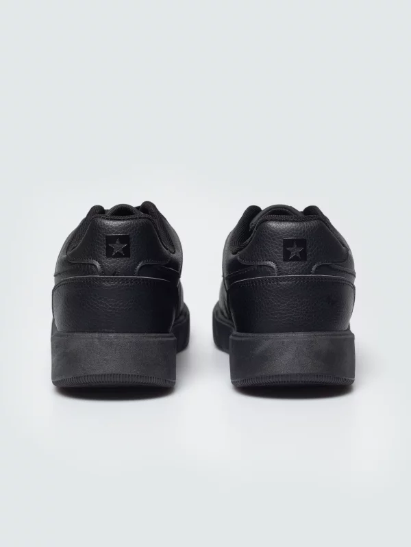 Sneakersy męskie z kontrastową podeszwą czarne UU174164 906