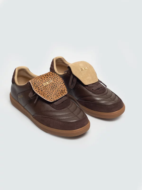 Sneakersy damskie skórzane brązowe UU274742 804