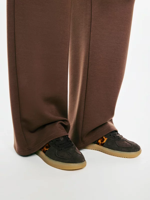 Sneakersy damskie skórzane brązowe UU274461 804