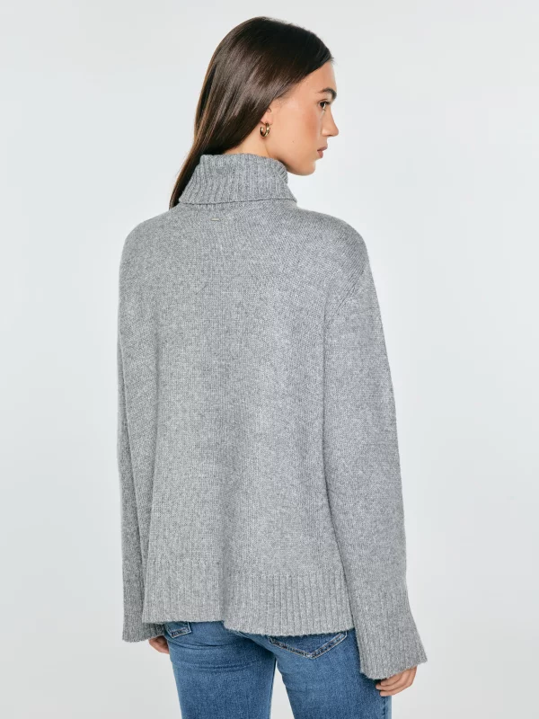Sweter damski z golfem szary Hela 903