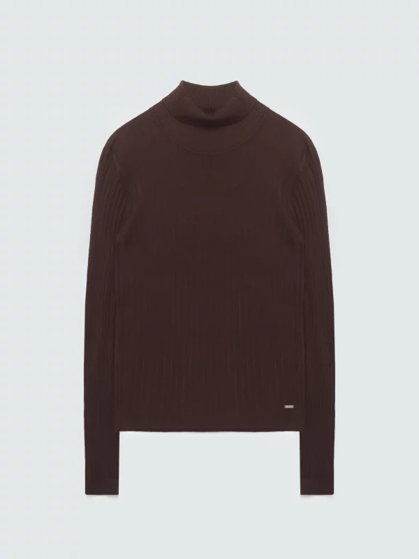 Sweter damski slim z golfem w szerokie prążki brązowy Polla 804