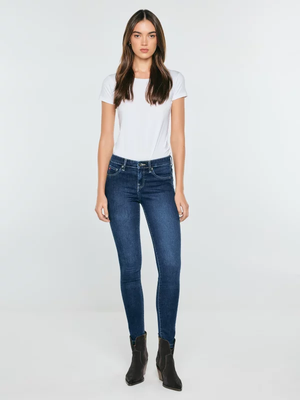 Jeansy damskie push up niebieskie Amela 359