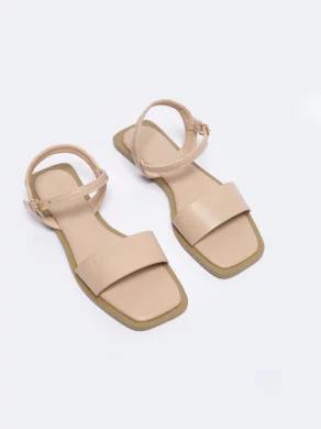 Buty: trampki, espadryle, sandały, klapki, botki, kozaki
